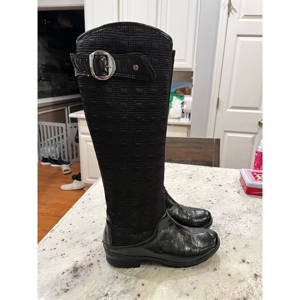 Aerosols A2 Cascade Black Quilted Boots sz 7 EUC